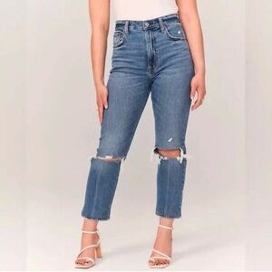 Abercrombie & Fitch Size 16 High-Rise Distressed ankle straight jeans